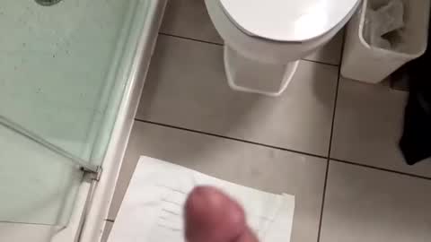 darkale24759843 online show from 11.25.25