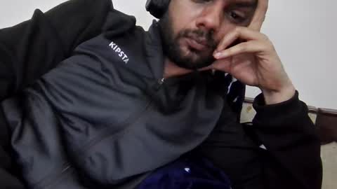Snapshot of darkbud03 chatting on 03.03.26 just a guy online show from 03.03.26