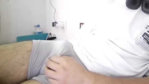 Snapshot of darkbud03 chatting on 03.26.26 just a guy online show from 03.26.26