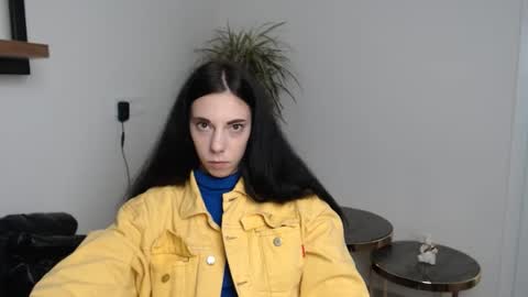 Snapshot of darklynx_ chatting on 11.28.25 darklynx_ online show from 11.28.25