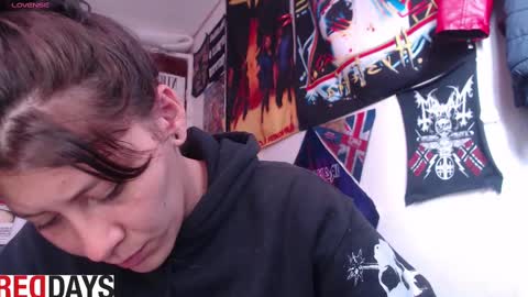 Darkness online show from 02.12.25