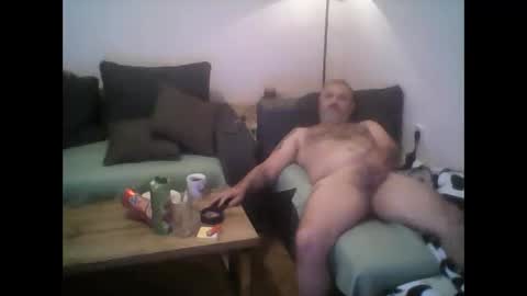 Snapshot of darko9504265 chatting on 09.30.25 darko9504265 online show from 09.30.25