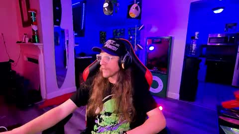 Snapshot of darksideofjay chatting on 01.08.26 DarkSideofJay online show from 01.08.26