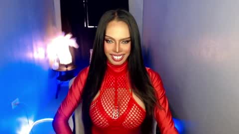 HAPPY BIRTHDAY MISTRESS MADRIANA online show from 04.05.26