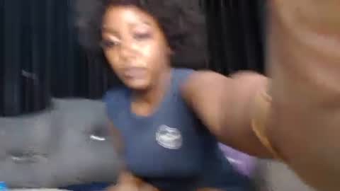 Snapshot of darktanqueen chatting on 05.25.26 darktanqueen online show from 05.25.26