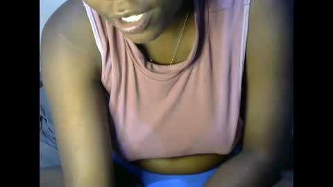 darling_dreamer2 online show from 09.30.25