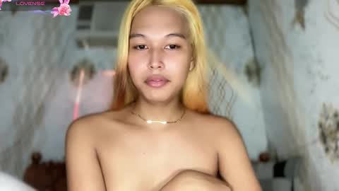 Snapshot of darling_sweetheartxx chatting on 06.05.26 YOUR ATHENA online show from 06.05.26