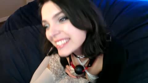 Darling Delilah online show from 01.12.25