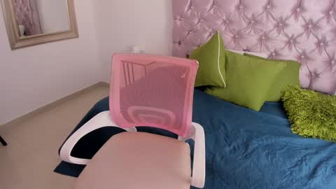 Snapshot of darsha_hara chatting on 01.05.25 Darsha online show from 01.05.25