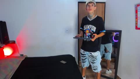 darwin_stark online show from 05.12.26