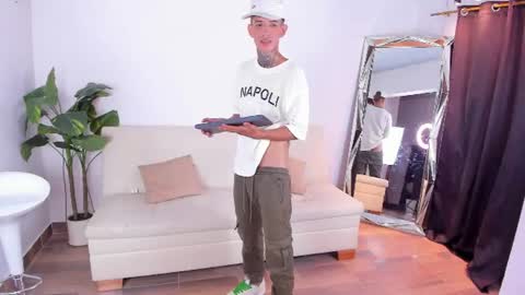darwin_stark online show from 07.20.26