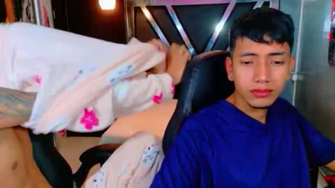 darwinandbrayan online show from 12.17.25