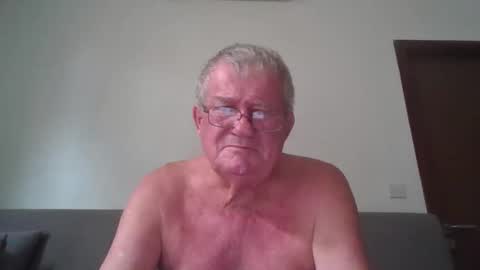 Snapshot of darwincock chatting on 04.16.26 darwincock online show from 04.16.26