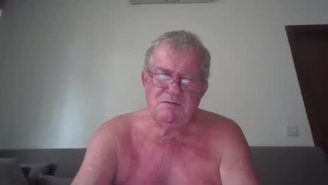Snapshot of darwincock chatting on 05.01.26 darwincock online show from 05.01.26