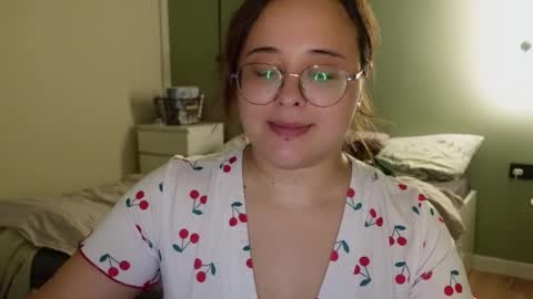 Snapshot of dashaprivet chatting on 11.24.25 dashaprivet online show from 11.24.25