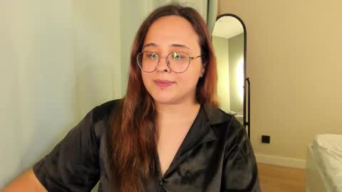 Snapshot of dashaprivet chatting on 11.27.25 dashaprivet online show from 11.27.25