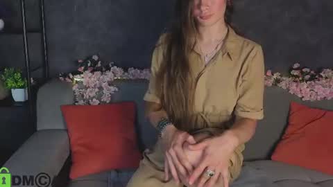 Datsi Benson online show from 06.23.26