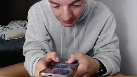 Snapshot of dave02_ chatting on 03.11.25 David online show from 03.11.25