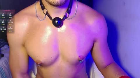 Snapshot of dave02_ chatting on 09.26.25 David online show from 09.26.25