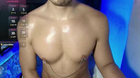 Snapshot of dave02_ chatting on 10.14.25 David online show from 10.14.25