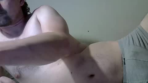 Snapshot of dave603343 chatting on 10.01.25 davebigcocknewhairy online show from 10.01.25