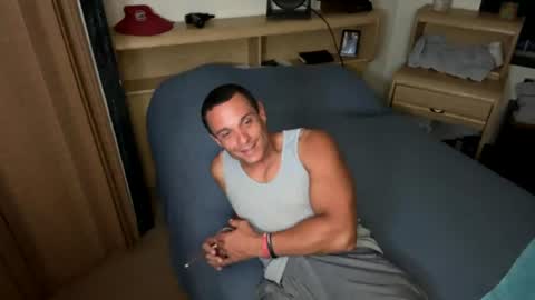 Snapshot of dave875126 chatting on 06.14.26 dave875126 online show from 06.14.26