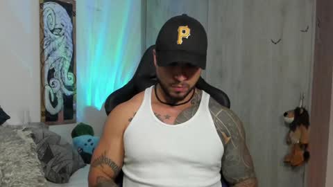 Snapshot of dave_max93 chatting on 01.04.25 DAVE MAX online show from 01.04.25