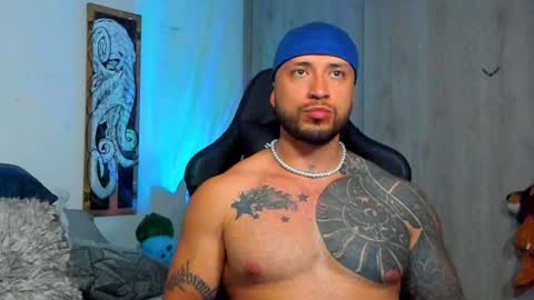 Snapshot of dave_max93 chatting on 01.19.25 DAVE MAX online show from 01.19.25