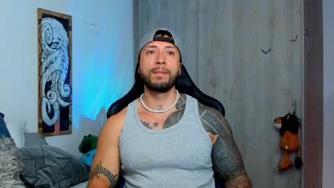 Snapshot of dave_max93 chatting on 01.19.25 DAVE MAX online show from 01.19.25