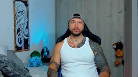 Snapshot of dave_max93 chatting on 01.20.25 DAVE MAX online show from 01.20.25