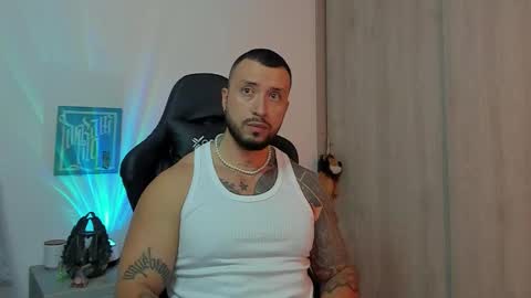 Snapshot of dave_max93 chatting on 09.28.25 DAVE MAX online show from 09.28.25