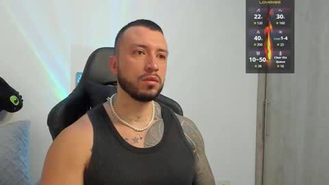 Snapshot of dave_max93 chatting on 10.17.25 DAVE MAX online show from 10.17.25