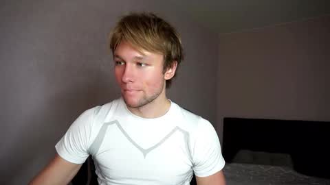 Snapshot of dave_taylor chatting on 05.19.26 DAVE online show from 05.19.26