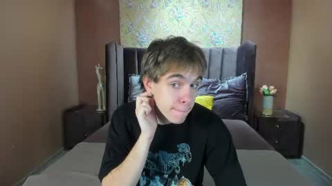 Snapshot of davebevy chatting on 06.11.26 Dave online show from 06.11.26