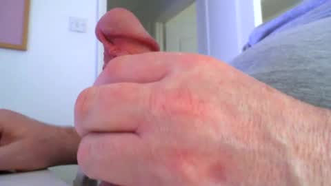 davesu12345 online show from 02.24.25