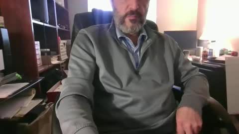 Snapshot of davethebooky chatting on 04.25.26 Dave online show from 04.25.26