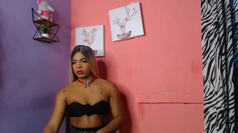 Snapshot of david778302 chatting on 12.25.24 Noha online show from 12.25.24