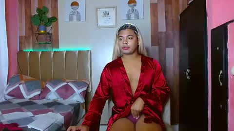 Snapshot of david778302 chatting on 10.19.25 Noha online show from 10.19.25