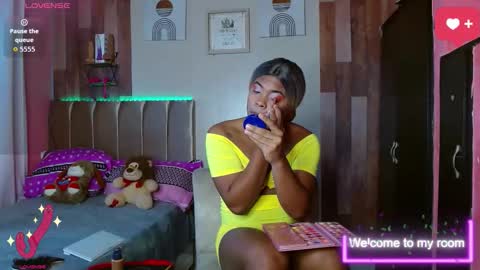 Snapshot of david778302 chatting on 11.12.25 Noha online show from 11.12.25