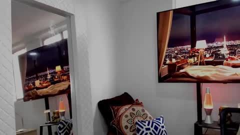 Hey im David that loves to explore and speak their fantasies. Very open talktative and nice. Feel free to chat with me online show from 01.17.25