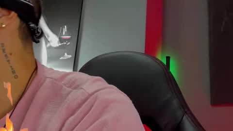 Snapshot of david_jons7 chatting on 09.13.25 David Jons online show from 09.13.25