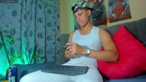 David Neill online show from 11.03.25