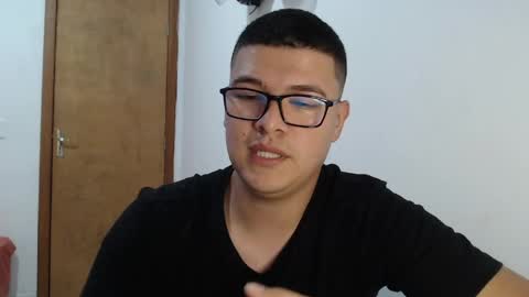 Snapshot of david_smit_ chatting on 05.16.26 david smit online show from 05.16.26