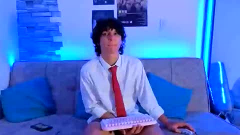 Snapshot of davidandclare chatting on 11.13.25 DavidandClare online show from 11.13.25