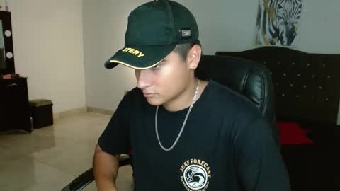 Snapshot of davidbless chatting on 10.08.25 David Bless online show from 10.08.25