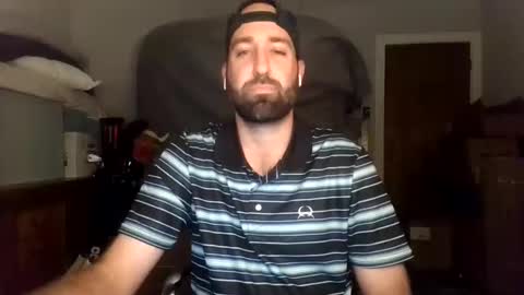 Snapshot of davidboner85 chatting on 10.28.25 DavidBoner85 online show from 10.28.25