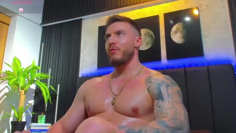 Snapshot of davidd_blake chatting on 02.13.25 David Blakee online show from 02.13.25