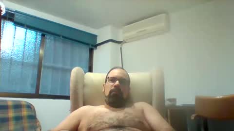 Snapshot of davidmax245 chatting on 02.01.26 davidmax245 online show from 02.01.26