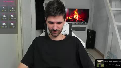 Snapshot of davidnowak chatting on 02.27.25 David online show from 02.27.25