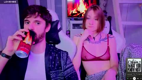 Snapshot of davidnowak chatting on 11.05.25 David online show from 11.05.25